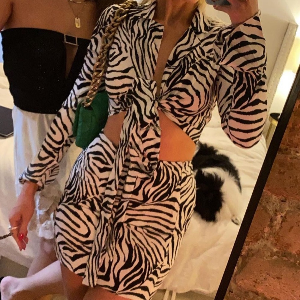 ZEBRA TWO PIECE/ SIZE US 4 or SMALL/ PLT/ WORN ONCE/ SO CUTE!